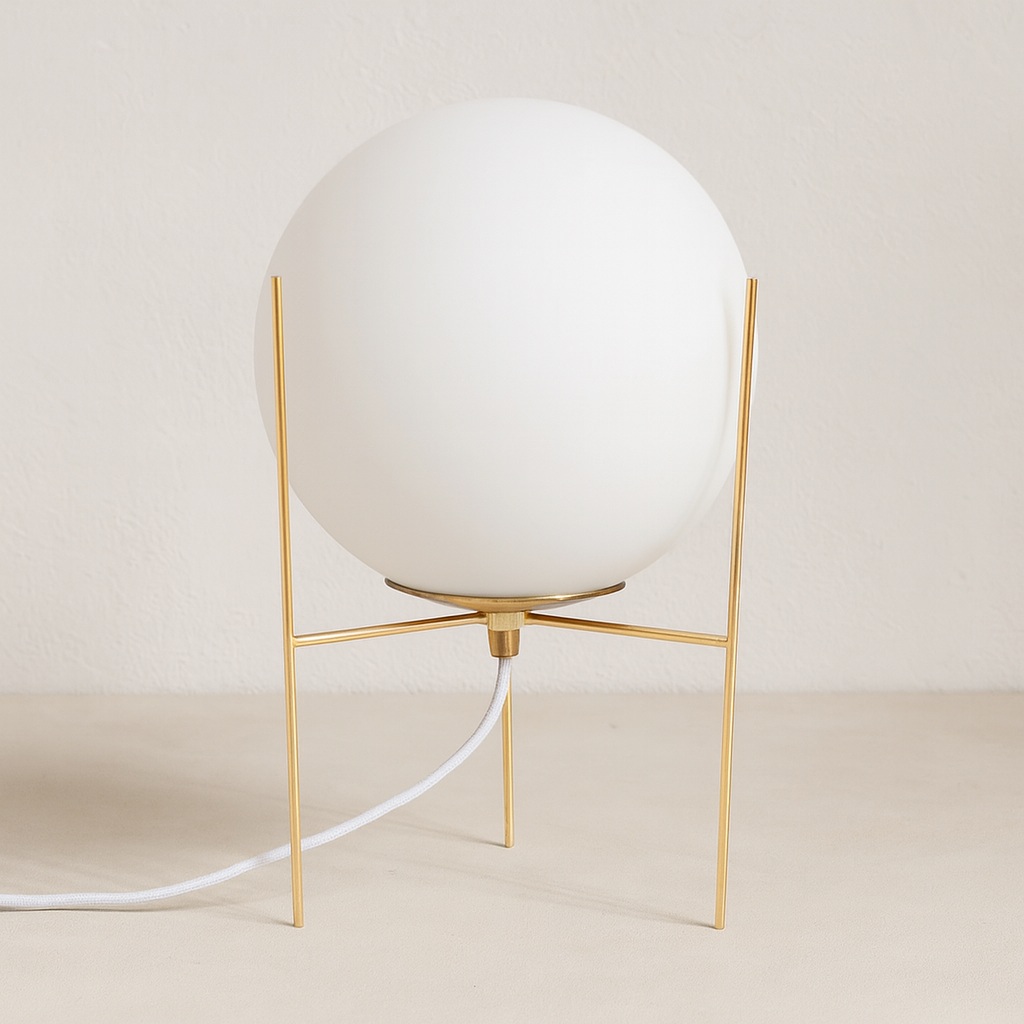 Lámpara de Mesa Pireo – Blanco & Dorado