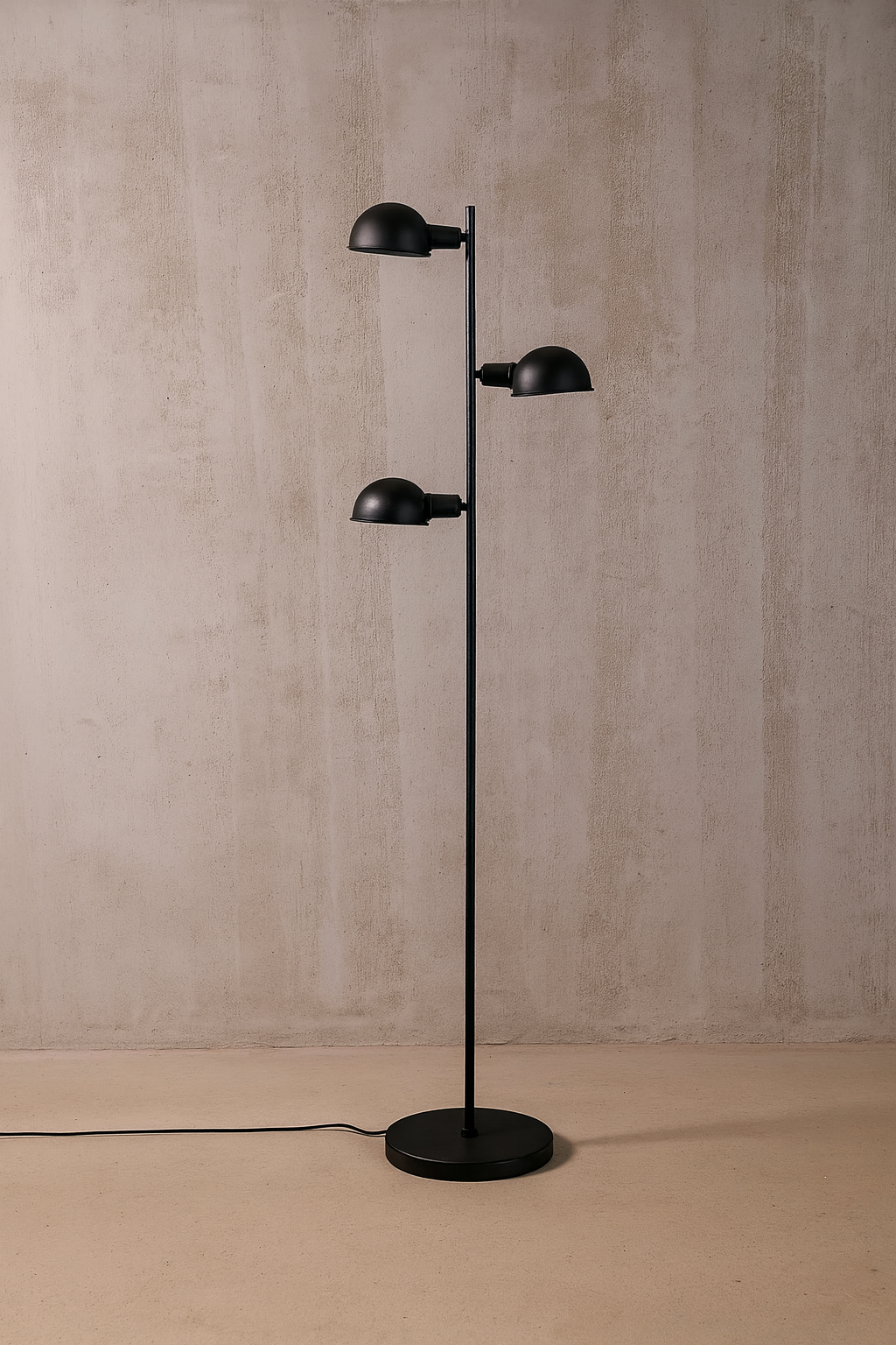 Lámpara de Pie BENSON – Diseño Minimalista y Funcionalidad Moderna