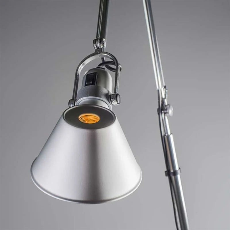 ARTEFACTO DECORATIVO DE PIE CHARLOTTE - GRIS