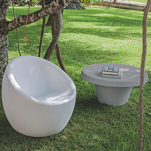 Mesa Redonda Símil Cemento "Salut" – Pie Cónico