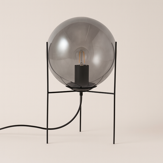 Lámpara de Mesa Pireo – Negro & Vidrio Ahumado