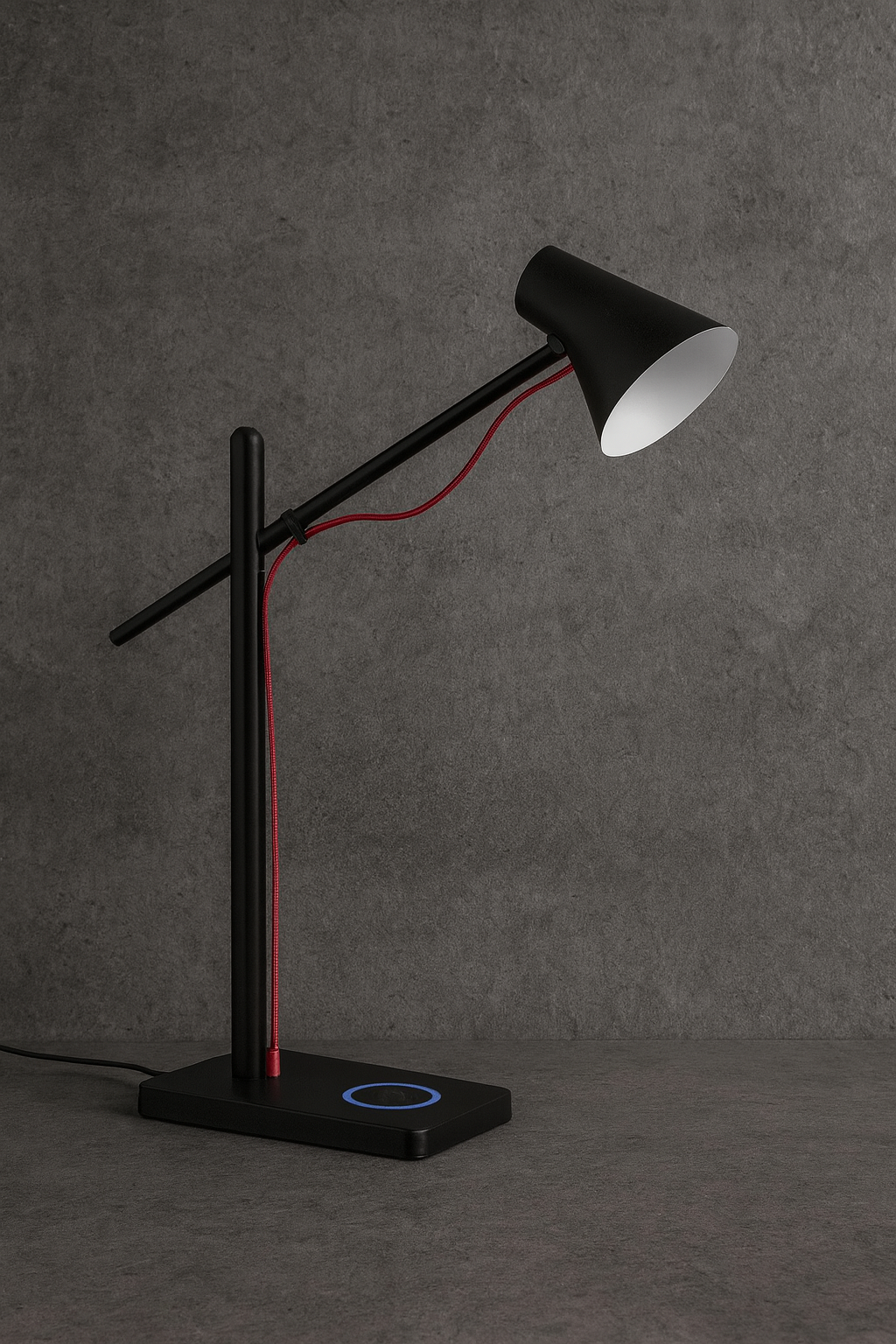 Lámpara de Mesa Quebec – Negra con Cable Rojo