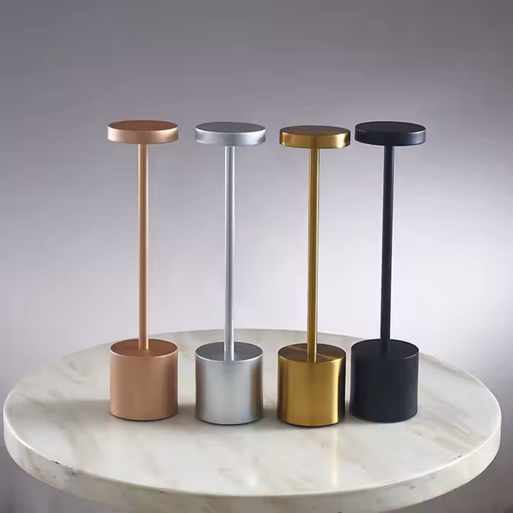 Lámpara de Mesa Portátil  – Luz Cálida Inalámbrica USB