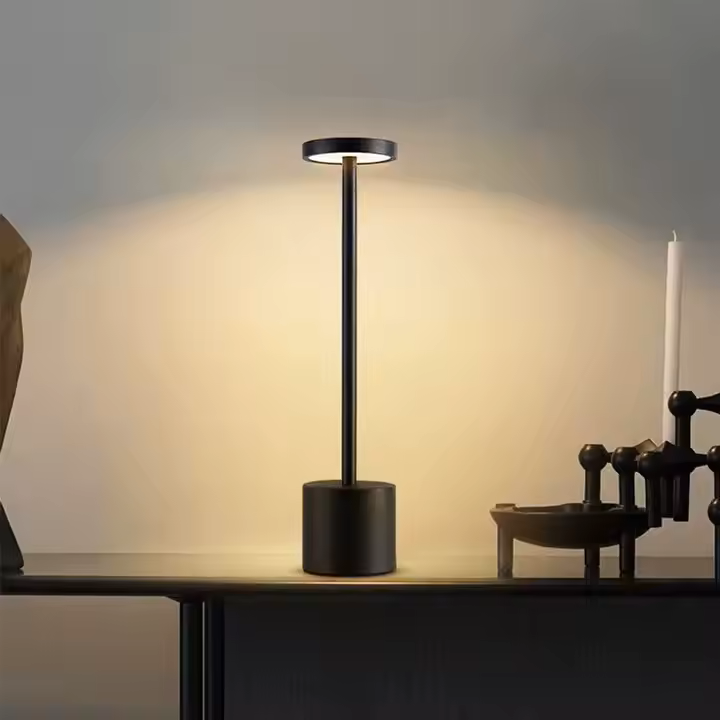 Lámpara de Mesa Portátil  – Luz Cálida Inalámbrica USB