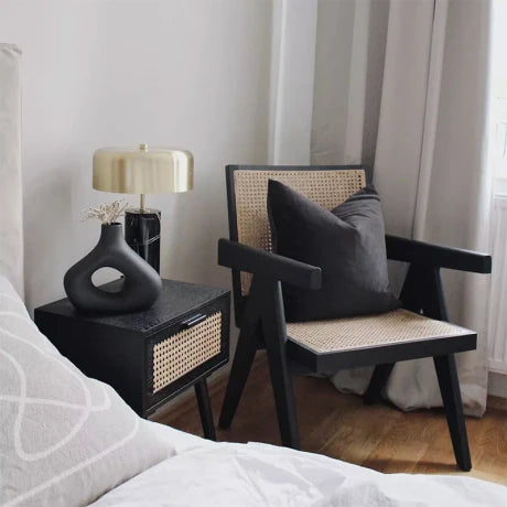 ARTEFACTO DECORATIVO DE MESA DERBY - NEGRO