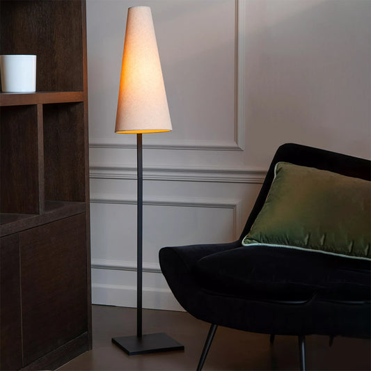 ARTEFACTO DECORATIVO DE PIE KAUNAS